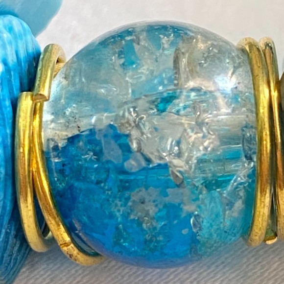 Stretch Bracelet Ocean Blues Faux Sea Shell Beads - Picture 7 of 8